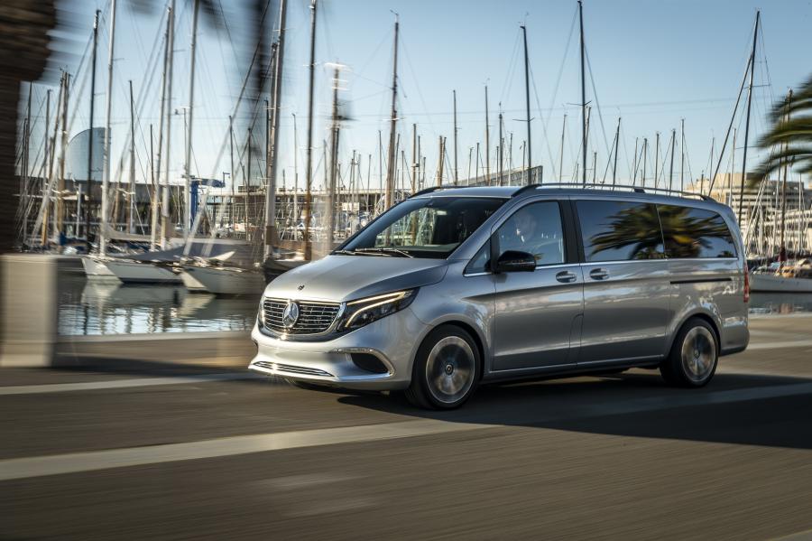  Mercedes-Benz Concept EQV (W447) 2019 года  (фото 27 из 31)
